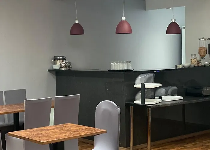 Isabella Hotel 3*